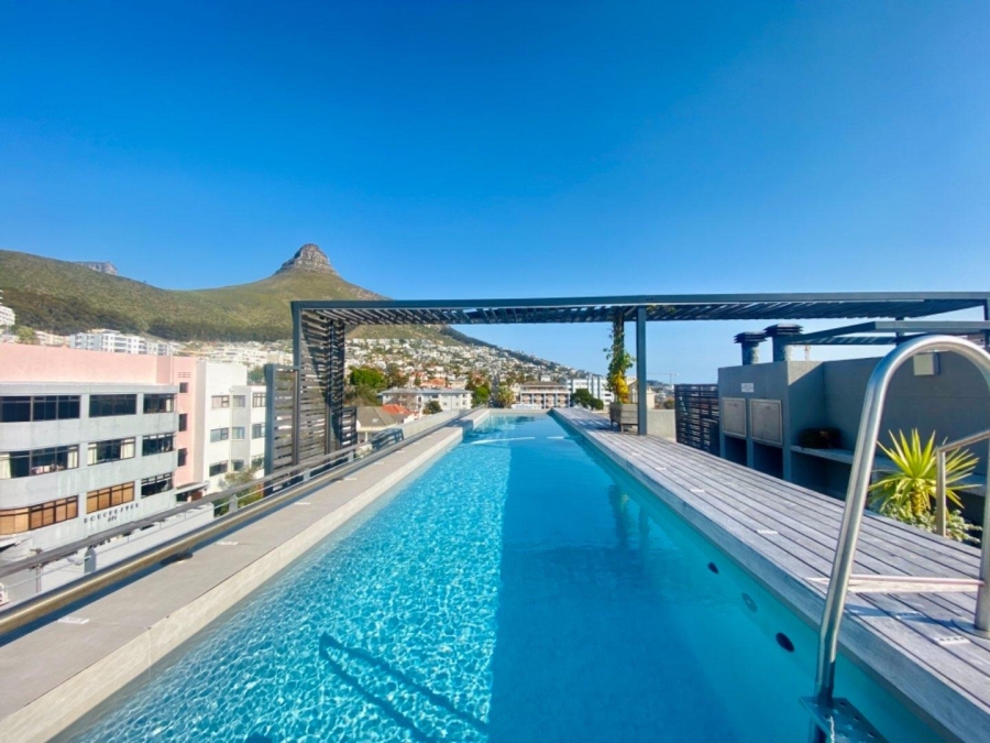 To Let 1 Bedroom Property for Rent in Sea Point Western Cape